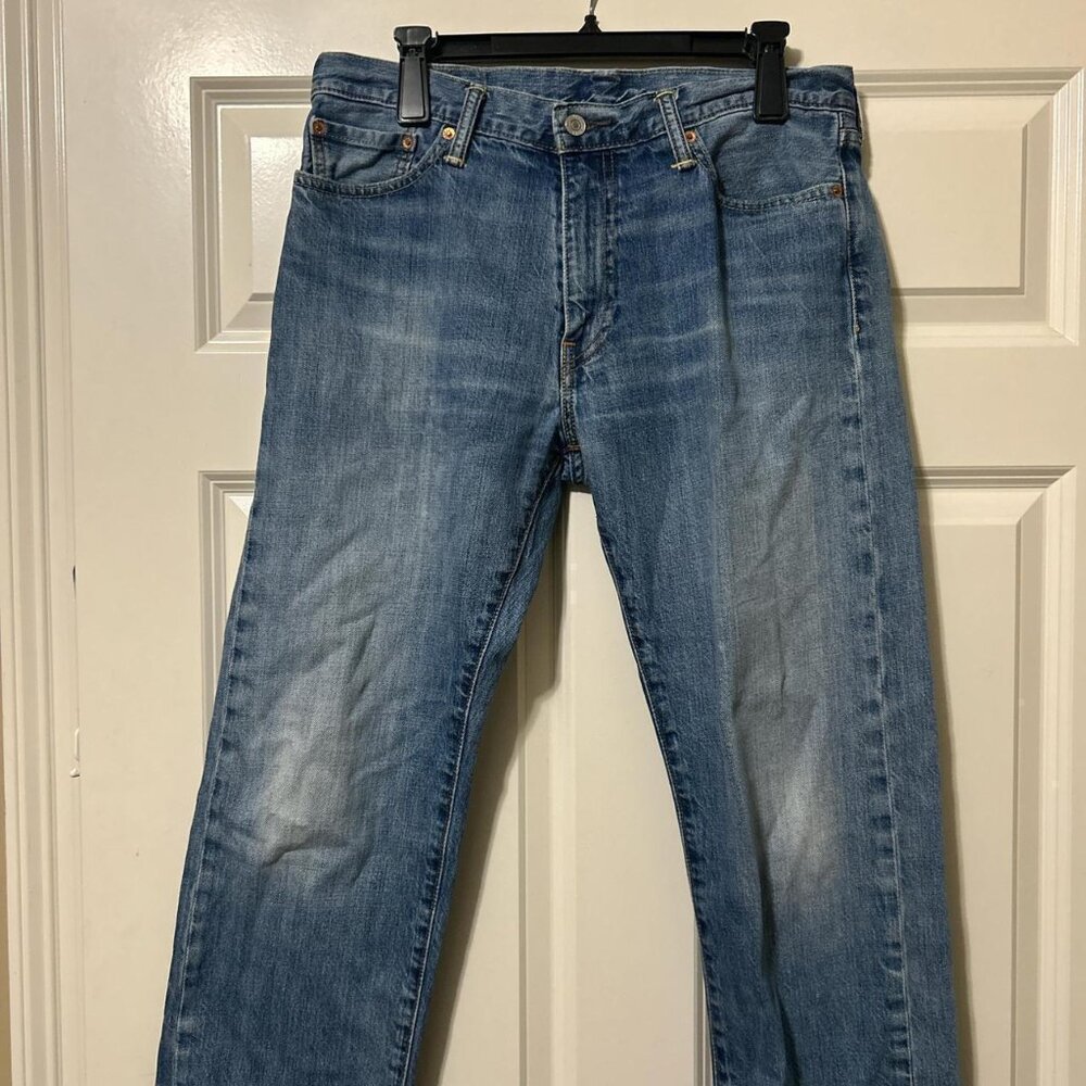 Levi’s 504 33x32 straight fit jeans